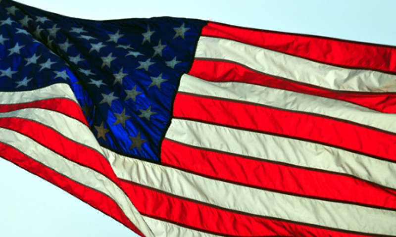Foster calls for passage of flag amendment