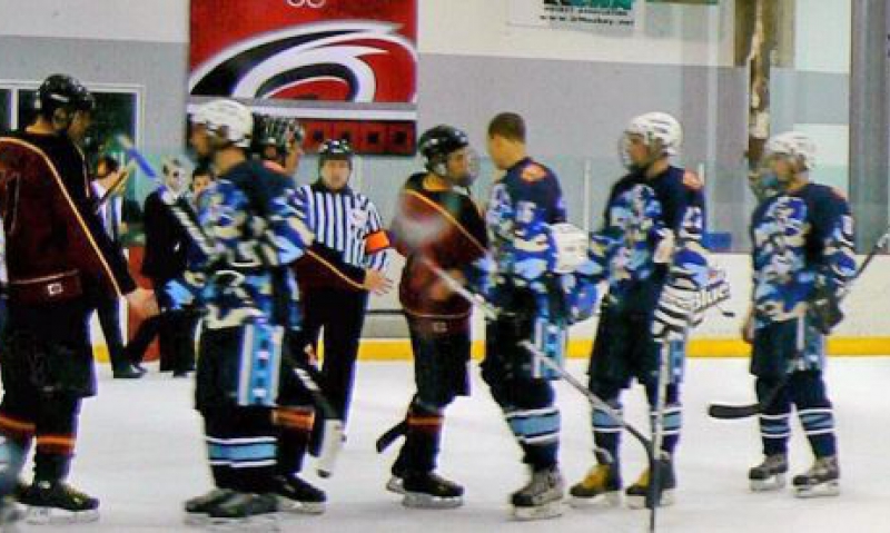 Hockey game nets $4,000 for Legacy Fund
