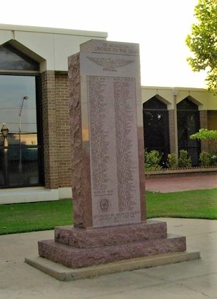 Lincoln County War Memorial-Chandler, OK