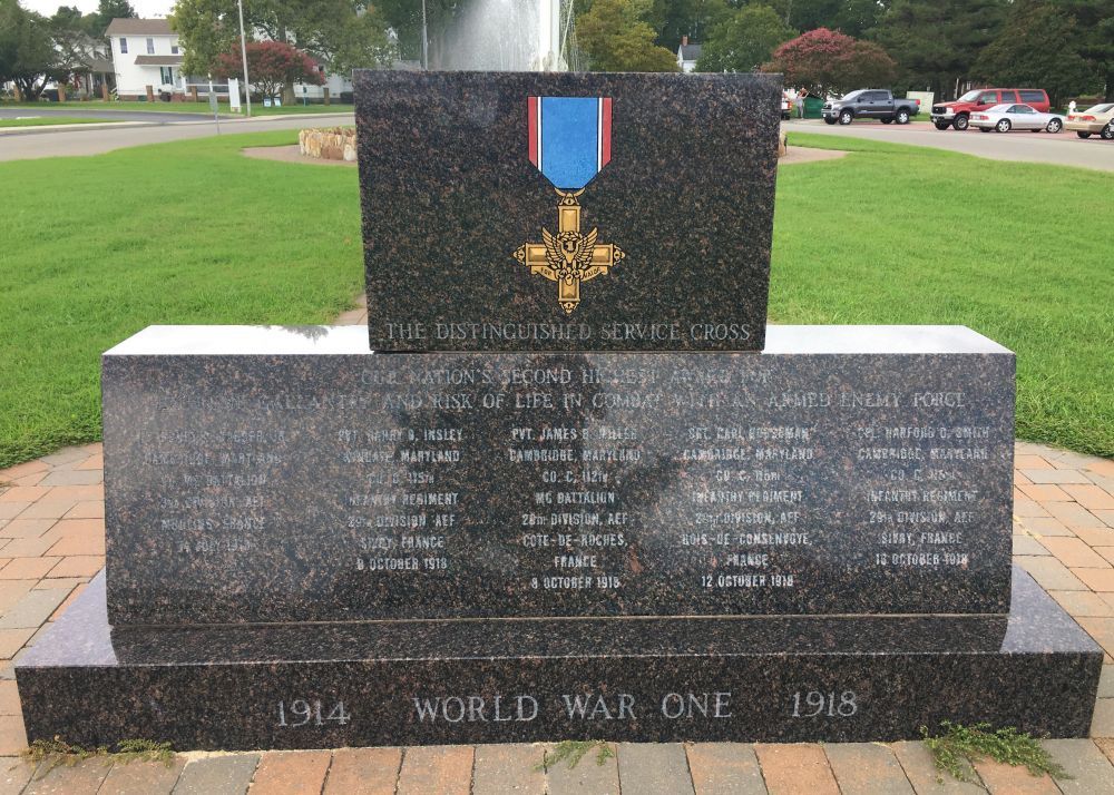 The Distinguished Service Cross Monument (1914-1918)