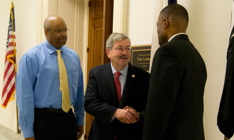 Iowa attracts veterans with new program