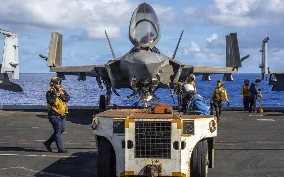 (Zoe Simpson/U.S. Navy)