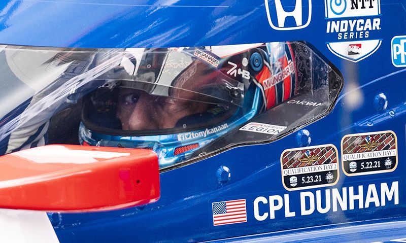 Tony Kanaan to honor Medal of Honor recipient during Indy 500