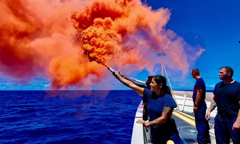 Legislation would ensure Coast Guard members get paid