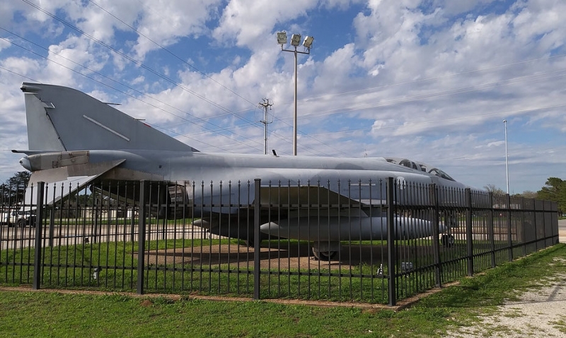 Post going 'all the way" to spruce up famous jet