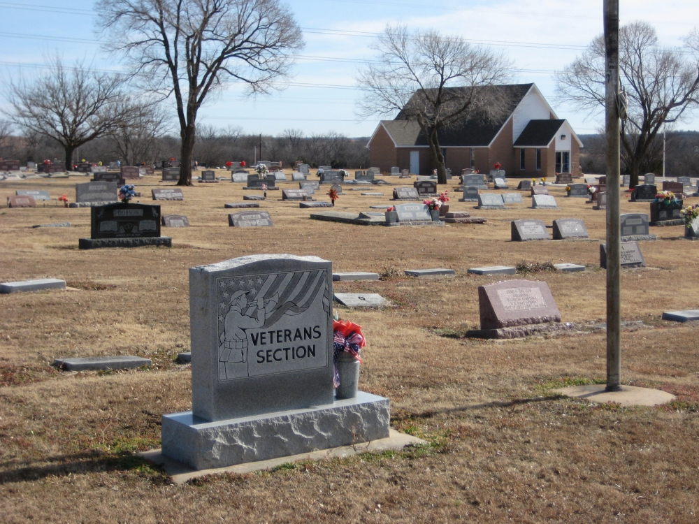 Pawnee, Oklahoma - Highland Cemetery Veterans Section Memorial