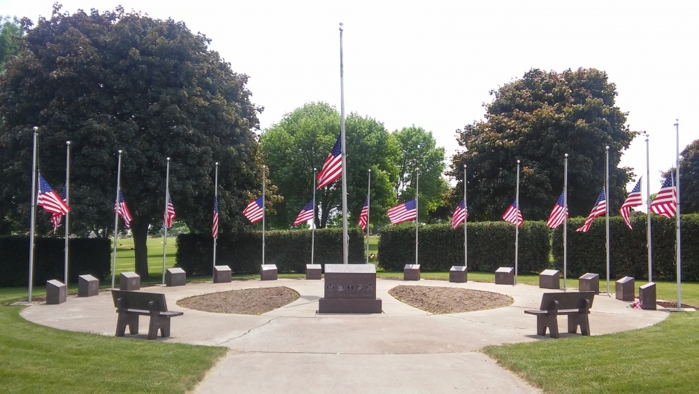 Sioux Center Memory Gardens War Memorial