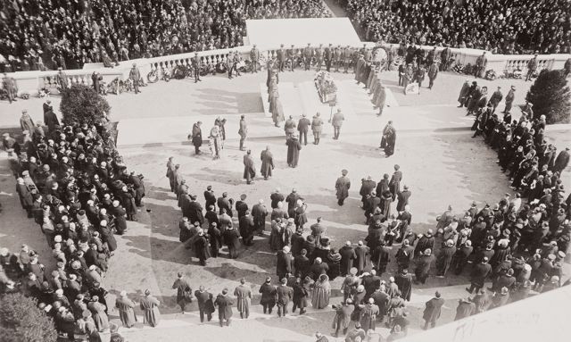 Honor & Remembrance
