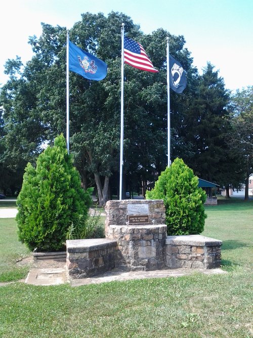 Dedicated to Veterans of WWII and Veterans of all Wars