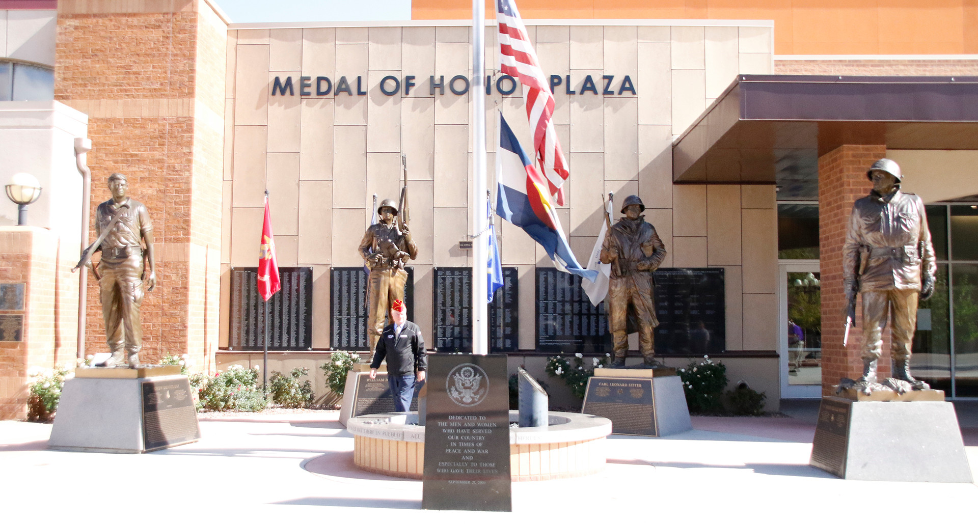 The commander visits the National Medal of Honor Memorial in Heroes Plaza in Pueblo, Colo.