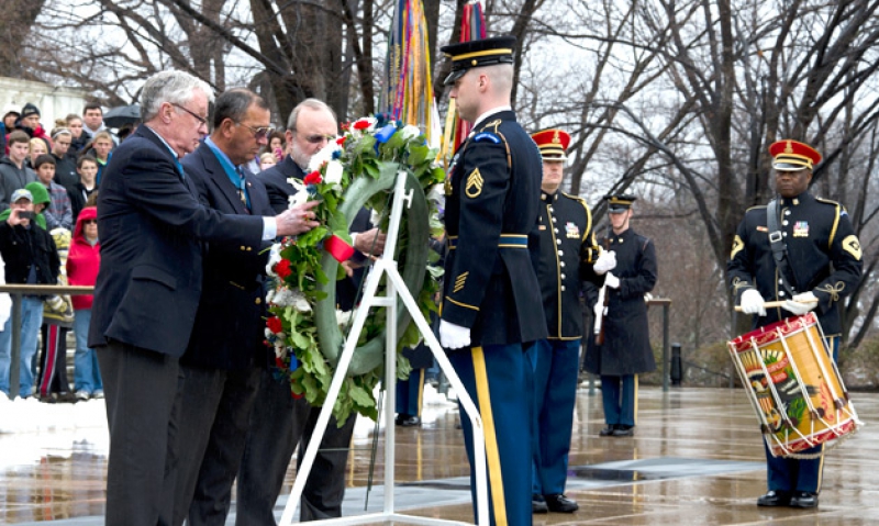 Medal of Honor recipients laud citizen heroes