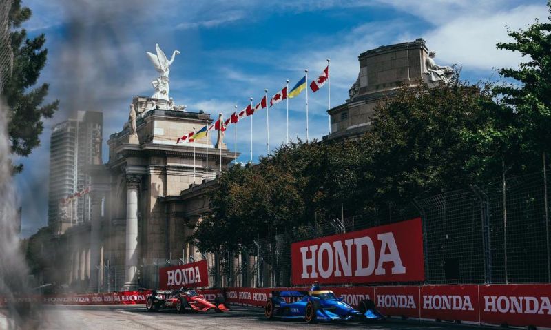 Promising start for Johnson hindered by penalty, late crash