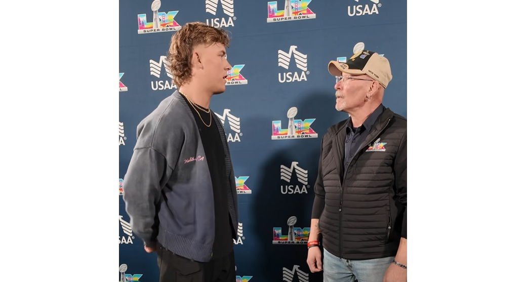 New York Legionnaire Gary Schacher talks with New York Giants quarterback Jaxson Dart ahead of the Super Bowl.