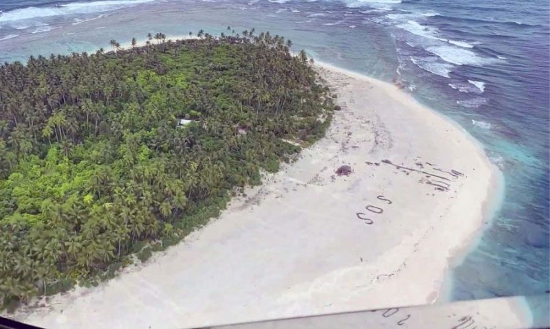 Missing mariners rescued after Air Force crew spots ‘SOS’ on Pacific island