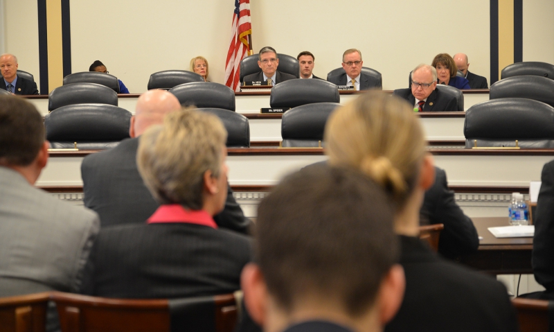 Legion pushes for DoD-VA collaboration on pay, benefits