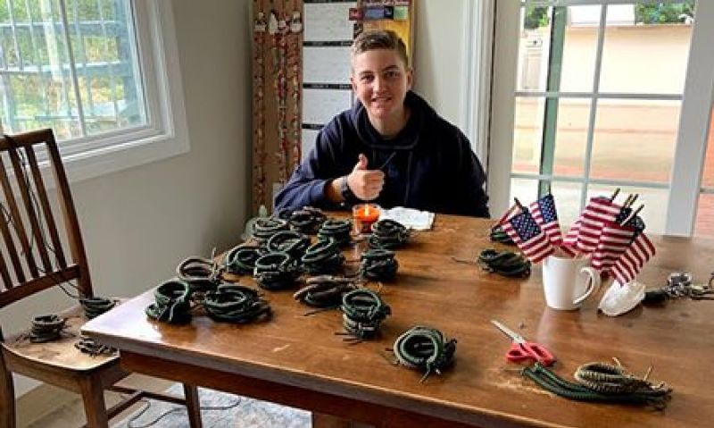 Eagle Scout of the Year makes emergency paracord bracelets
