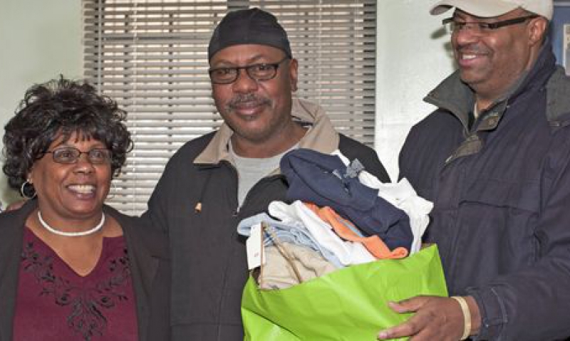Legion delivers turkeys to homeless veterans