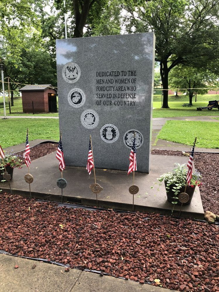 Ford City Veterans Monument