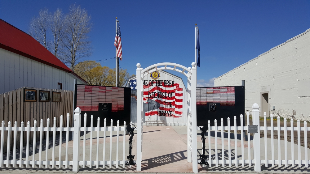Twin Bridges Veterans Memorial Wall