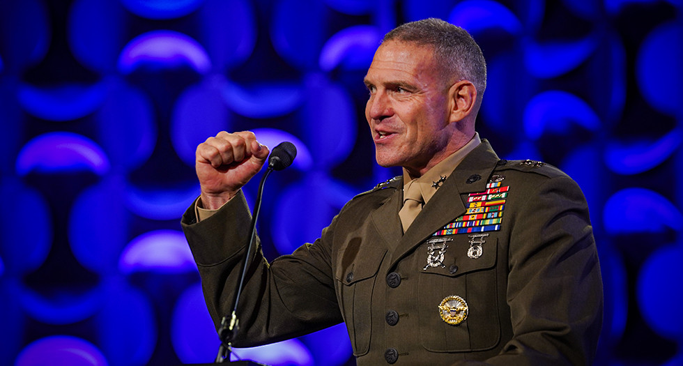 Maj. Gen. Joseph Clearfield accepts the 2025 American Legion Distinguished Service Medal on behalf of the
Marine Corps. Photo by Jeric Wilhelmsen/The American Legion