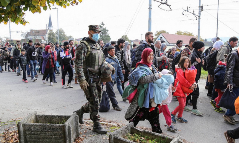 Commander: Pause import of Syrian refugees
