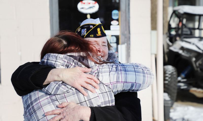 Minnesota American Legion purchases car for veteran in need