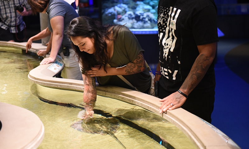 OCW entertains four wounded soldiers at convention