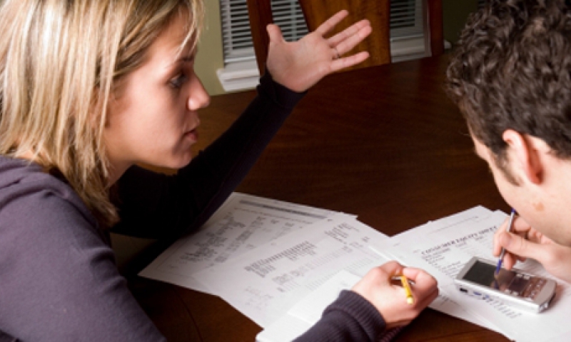 Don’t let money woes strain relationship