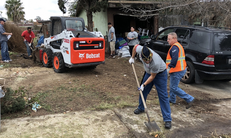 Veterans, servicemembers rehab World War II vet’s dilapidated property