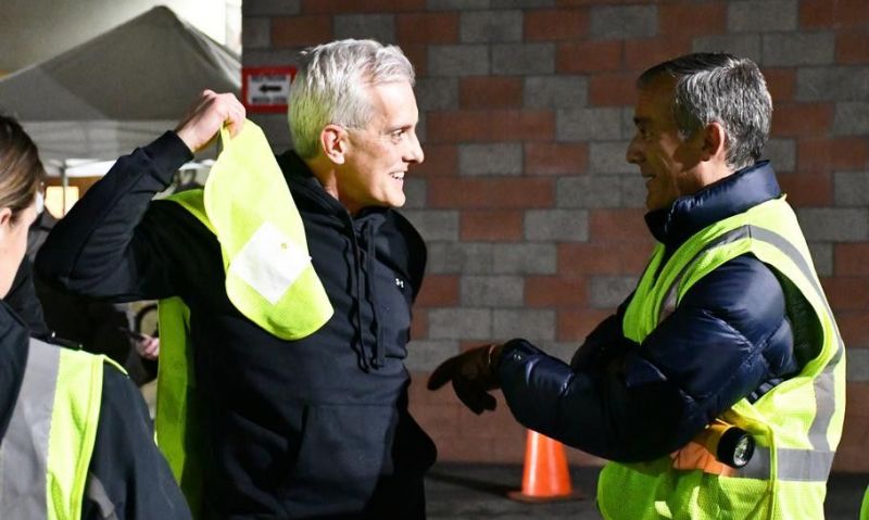 Q&A with VA Secretary Denis McDonough about veteran homelessness in Los Angeles