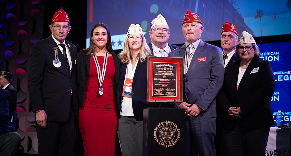 JB Hunt Transport Services receives a 2025 American Legion National Employer of the Year award at The American Legion National Convention. Photo by Jeric Wilhelmsen/The American Legion