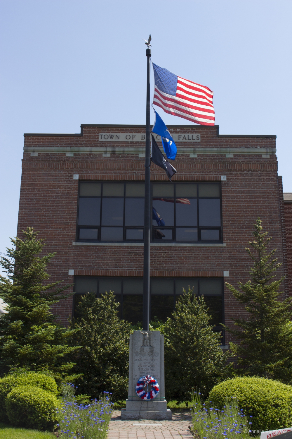 Town Hall Veterans Memorial