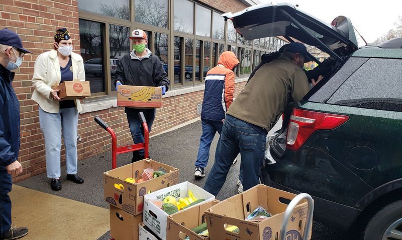 New York Post 205 donates 100 boxes of produce to food pantry