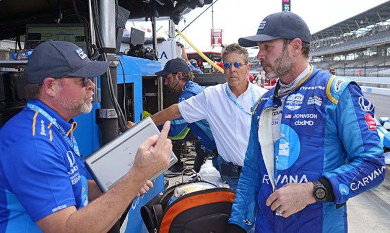 Bond formed between Johnson, race engineer