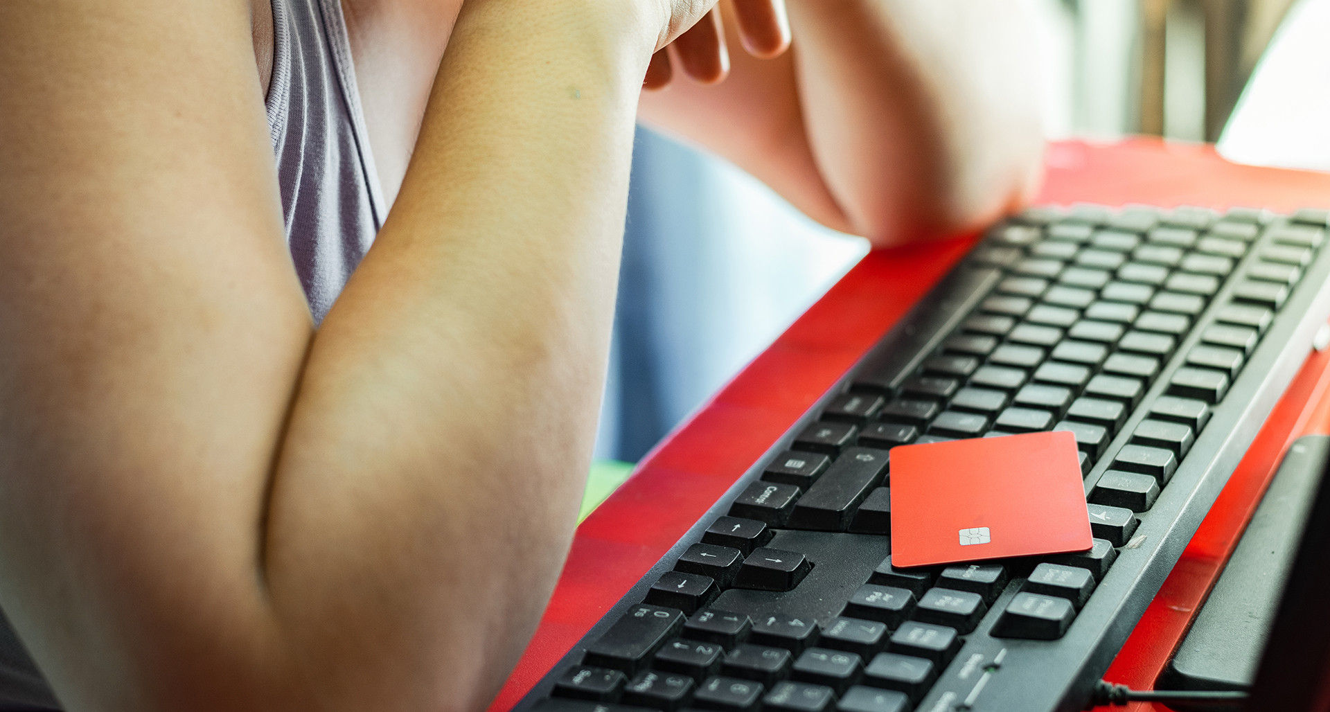 Protect yourself from summer scams