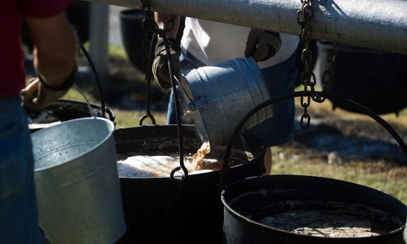 Erie, Kan., Legionnaires celebrate 150 years of beans