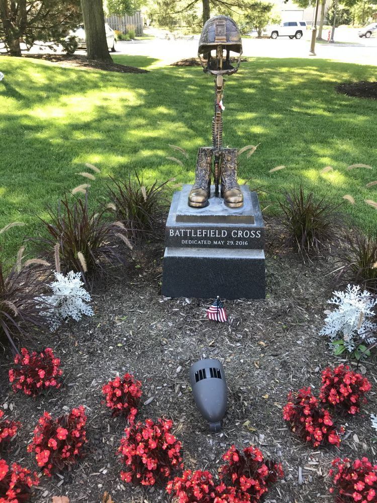 Battlefield Cross, Streamwood, Illinois