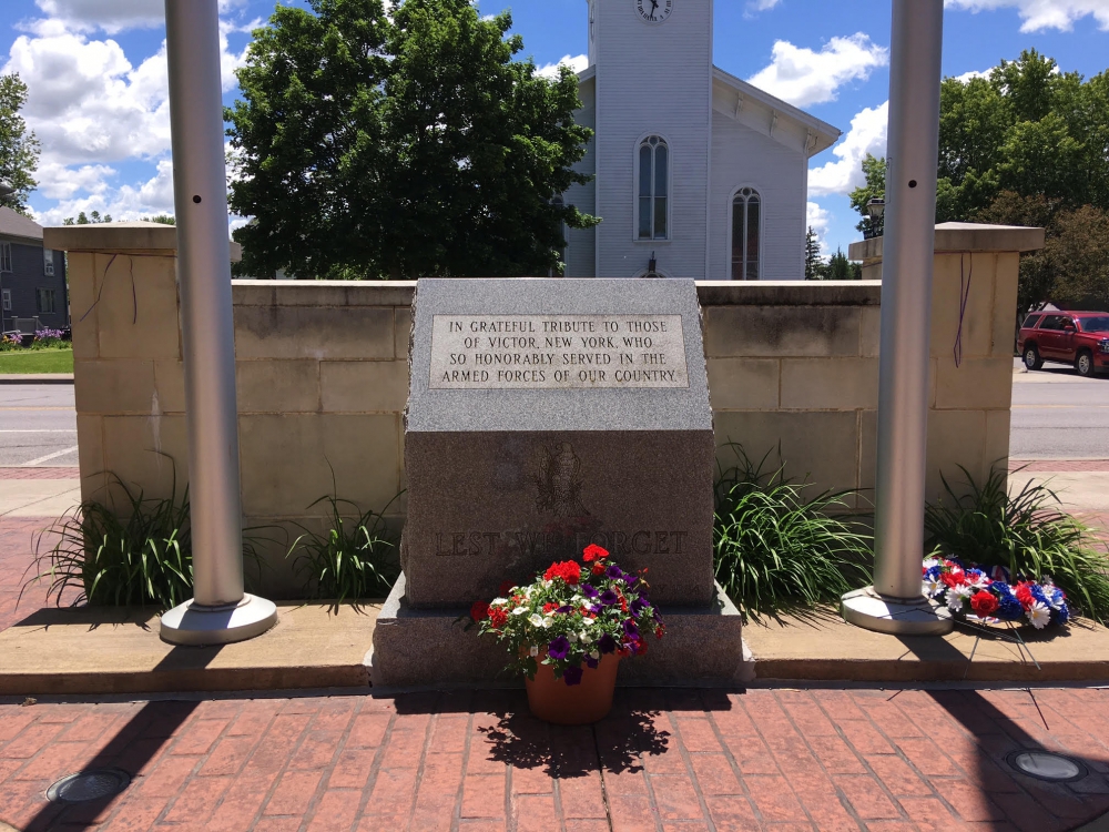 Victor War Memorial, Victor Village Cemetery Memorial