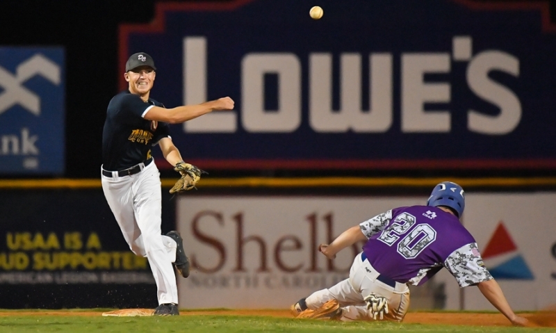 ALWS Game 6: Big fifth inning vaults Iowa past Massachusetts