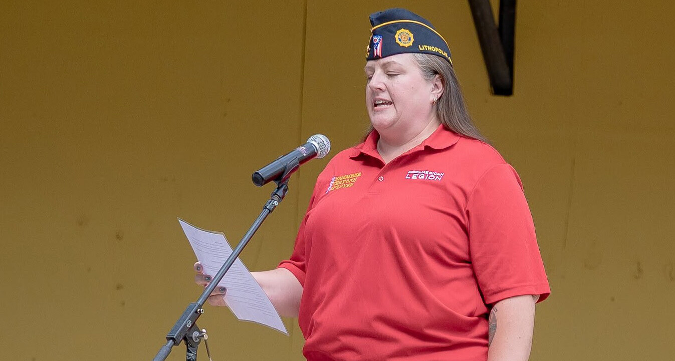 Post 677 Commander Laura Blake talks about Be the One during Lithopolis Honeyfest. (Facebook photo)