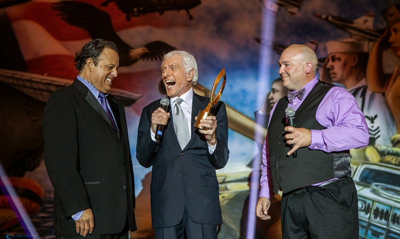 Hollywood honors veterans for comedy, inspiration
