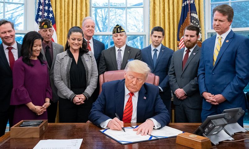 American Legion attends bill signing for STEM fields for veterans