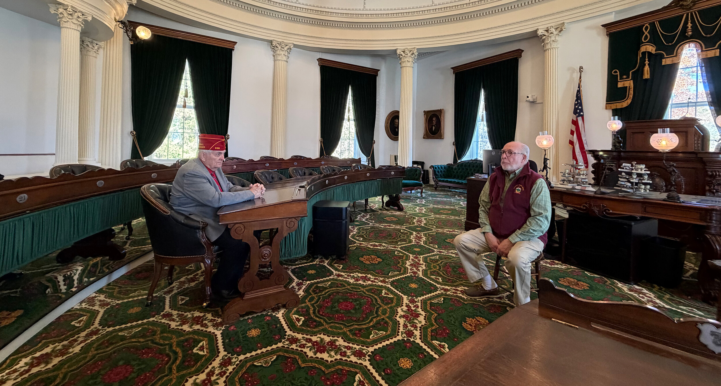 National Commander Bowen tours the Vermont State House and speaks with Lt. Governor John Rogers.