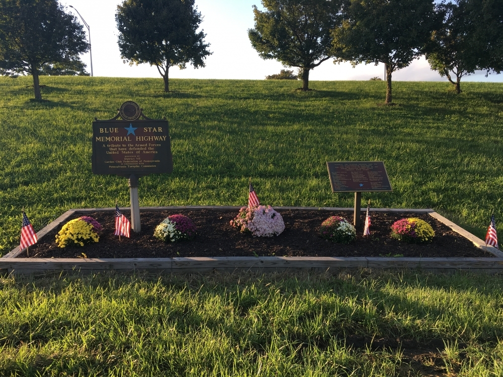 Blue Star Highway- Turnpike 66 Marker