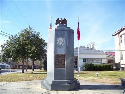 Lamar County War Memorial