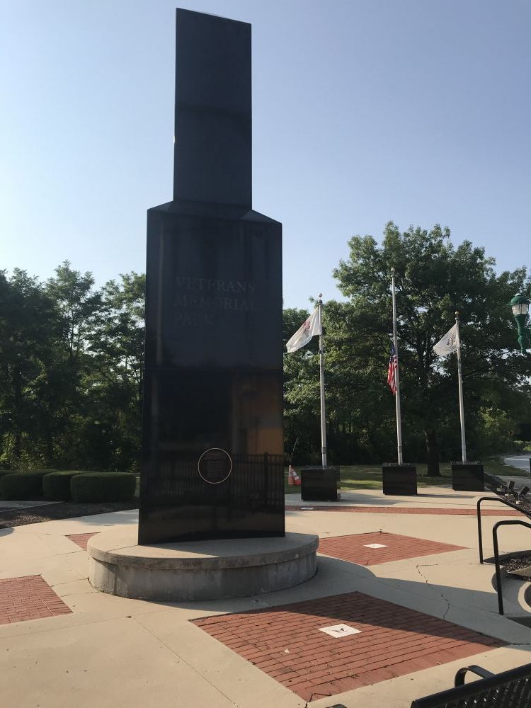 Veterans Memorial, North Chicago, Illinois