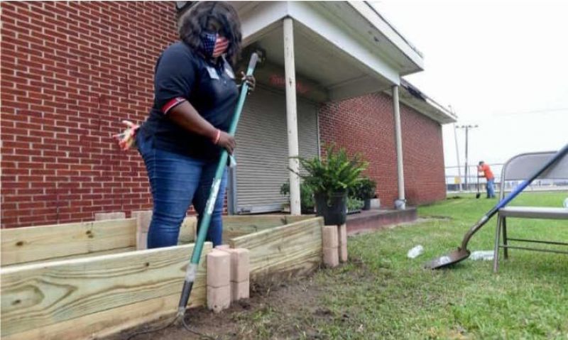 Vision becomes reality for Texas post’s garden