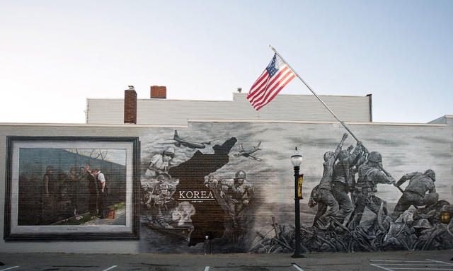 Mural pays tribute to Korean War vets