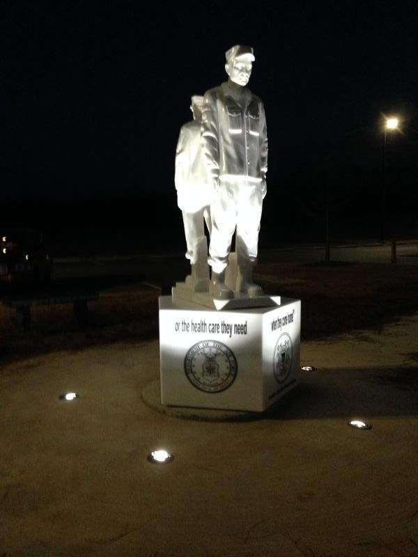 Cherokee County (Ga.) veterans dedicate the nation&#039;s first homeless veteran statue in ceremony