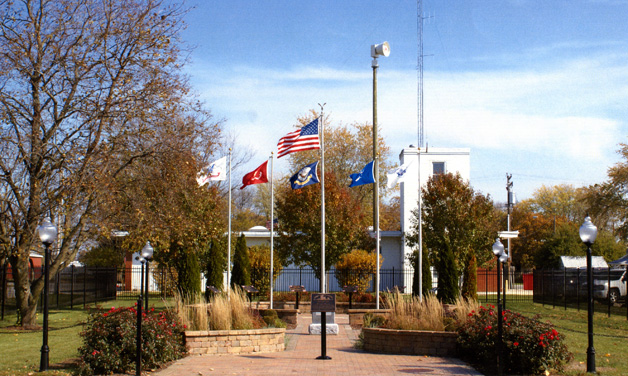 Illinois town bands together to fund veterans memorial